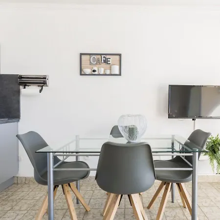 Canigo By Interhome * אמפוריבראבה